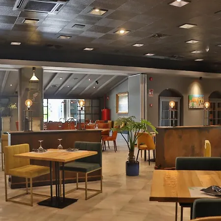 Jerez Aq35 Hotell 4*