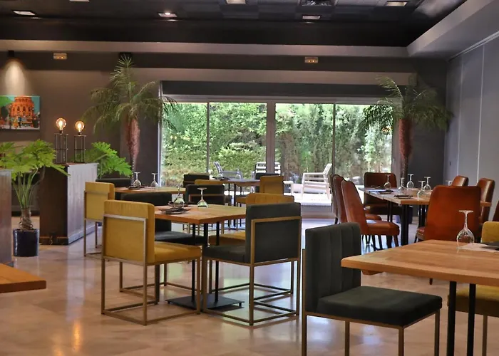 فندق جيريز آند سبا فندق جيريز