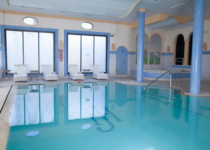 فندق فندق جيريز آند سبا 4*